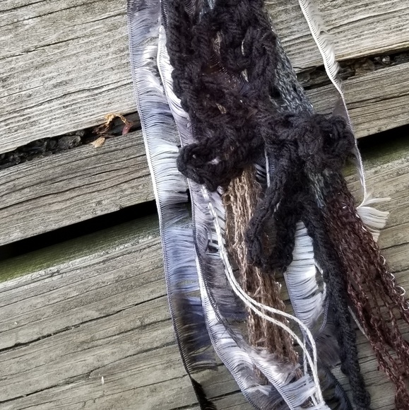 Wreath Eye Assemblage Oddities Wall Art Upcycled - Picture 5 of 7